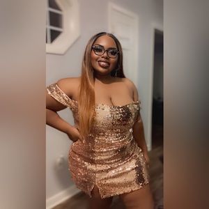 Beautiful Gold Sequin Dress (Blue Rain). Worn Once!